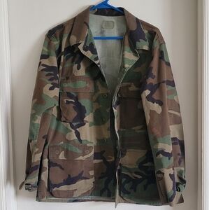 Army Issue Camo Jacket Sz Medium Short Vtg 90s